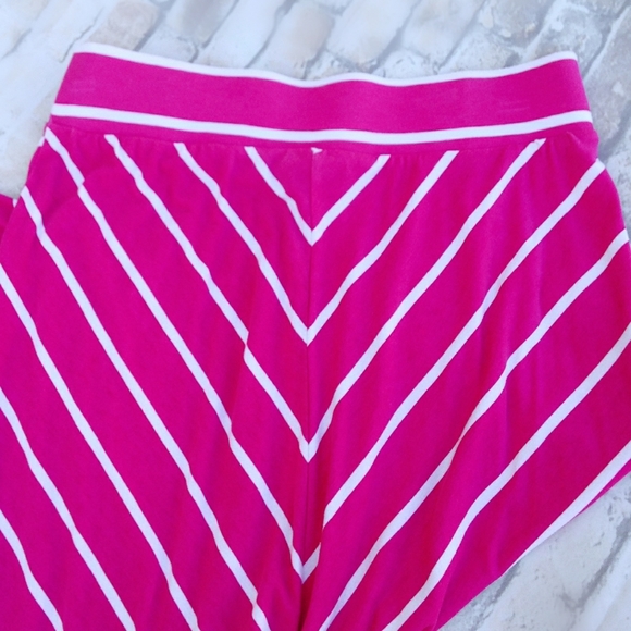 Long Skirt - Picture 3 of 5